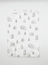 Load image into Gallery viewer, White paper bags - Winter Woodland