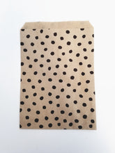 Load image into Gallery viewer, Brown paper bags - Polka dot