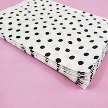 Load image into Gallery viewer, White paper bags - Polka dot