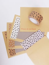 Load image into Gallery viewer, Polka dot paper packaging tape - 50mm white
