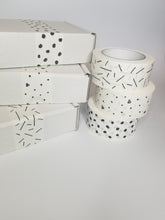 Load image into Gallery viewer, Lines paper packaging tape - 50mm white